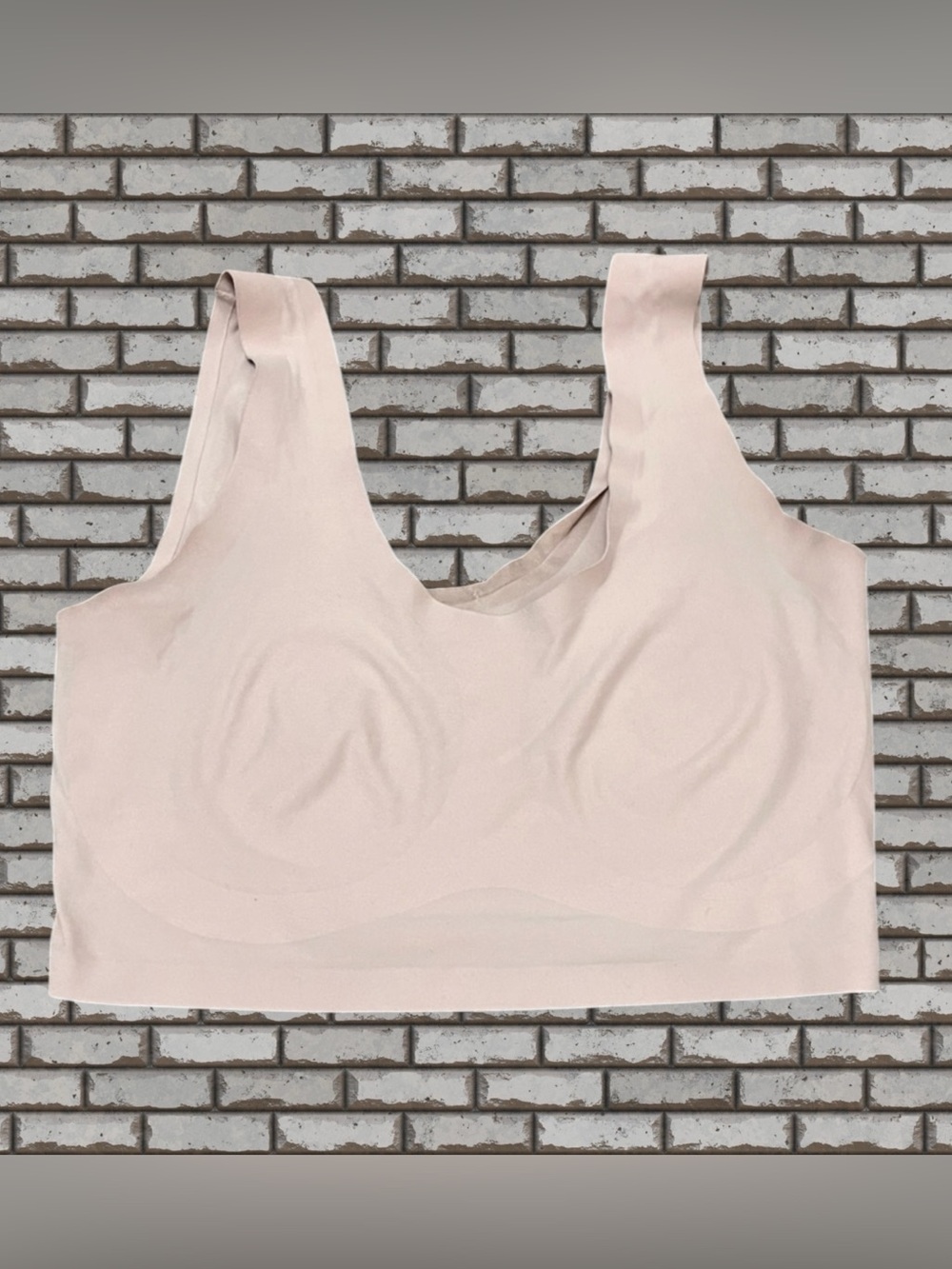 Laura Ashley Light Pink Seamless Bra size medium